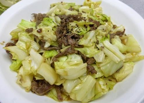 Bắp Cải Nấu Gì Ngon? 4 Món Ngon Từ Bắp Cải Dễ Làm Tại Nhà 2 Bắp cải xào thịt bò