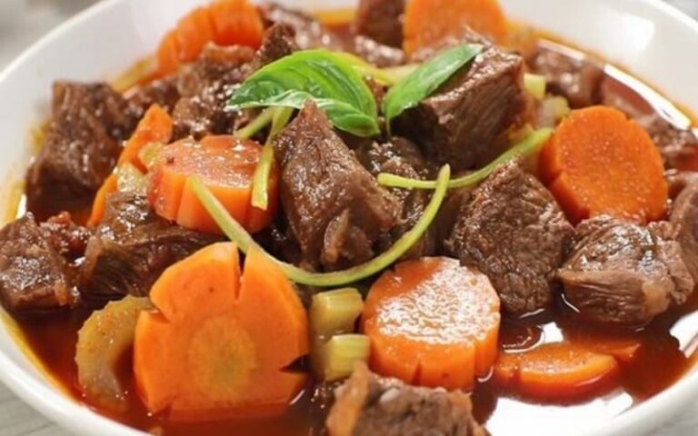 Các bước nấu bò kho chuẩn vị đơn giản tại nhà