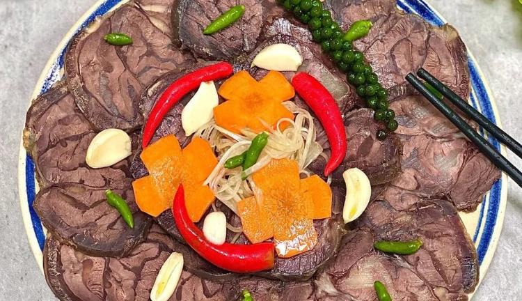 Cách Làm Bắp Bò Ngâm Mắm Ngon, Giòn Dai, Đậm Đà Tại Nhà 1 Cách làm bắp bò ngâm mắm với những nguyên liệu đơn giản