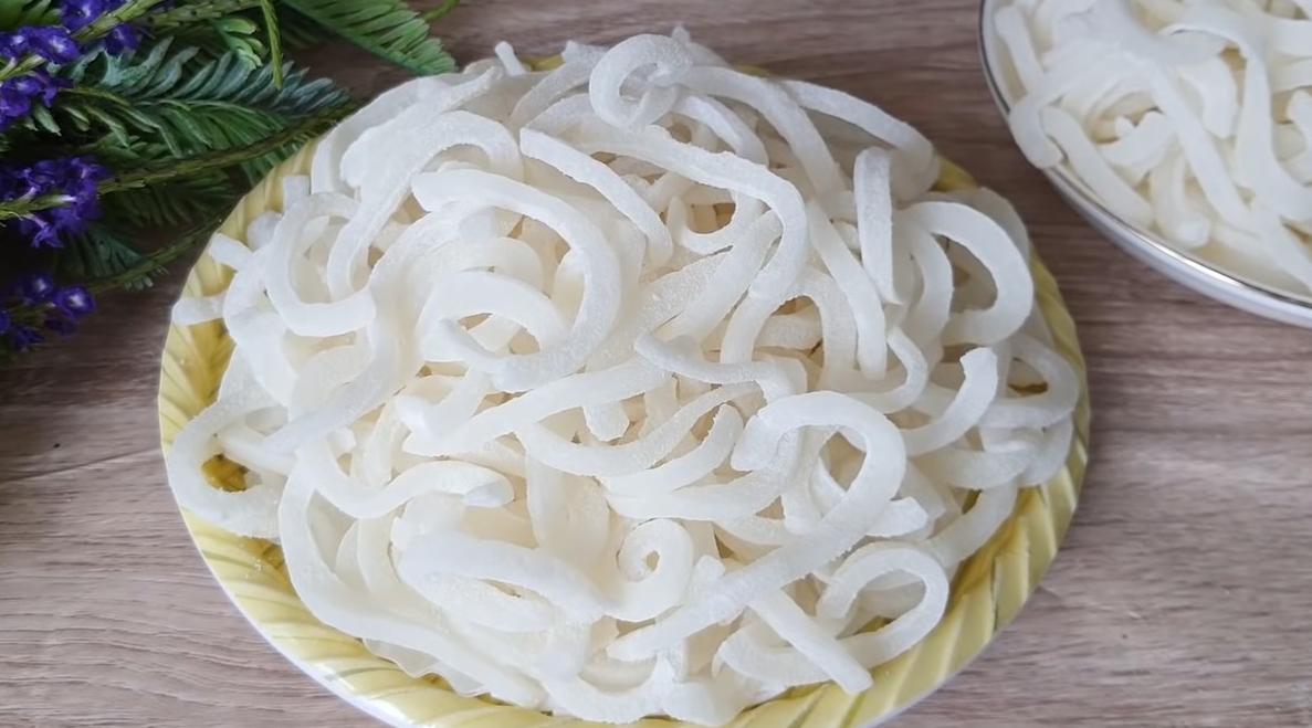 Cách Làm Mứt Dừa Ngon, Trắng Mịn, Dễ Thực Hiện Tại Nhà 1 Cách làm mứt dừa chuẩn từ công thức xưa