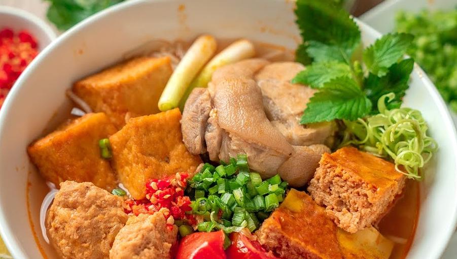 Cách nấu bún riêu thơm ngon, chuẩn vị như ngoài hàng và vô cùng đơn giản 2 Cách nấu bún riêu với một vài bước đơn giản
